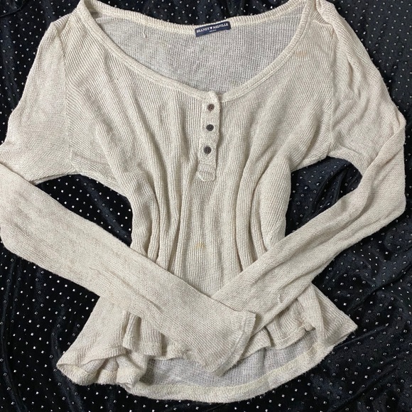 Very soft brandy sweater! - Picture 1 of 3